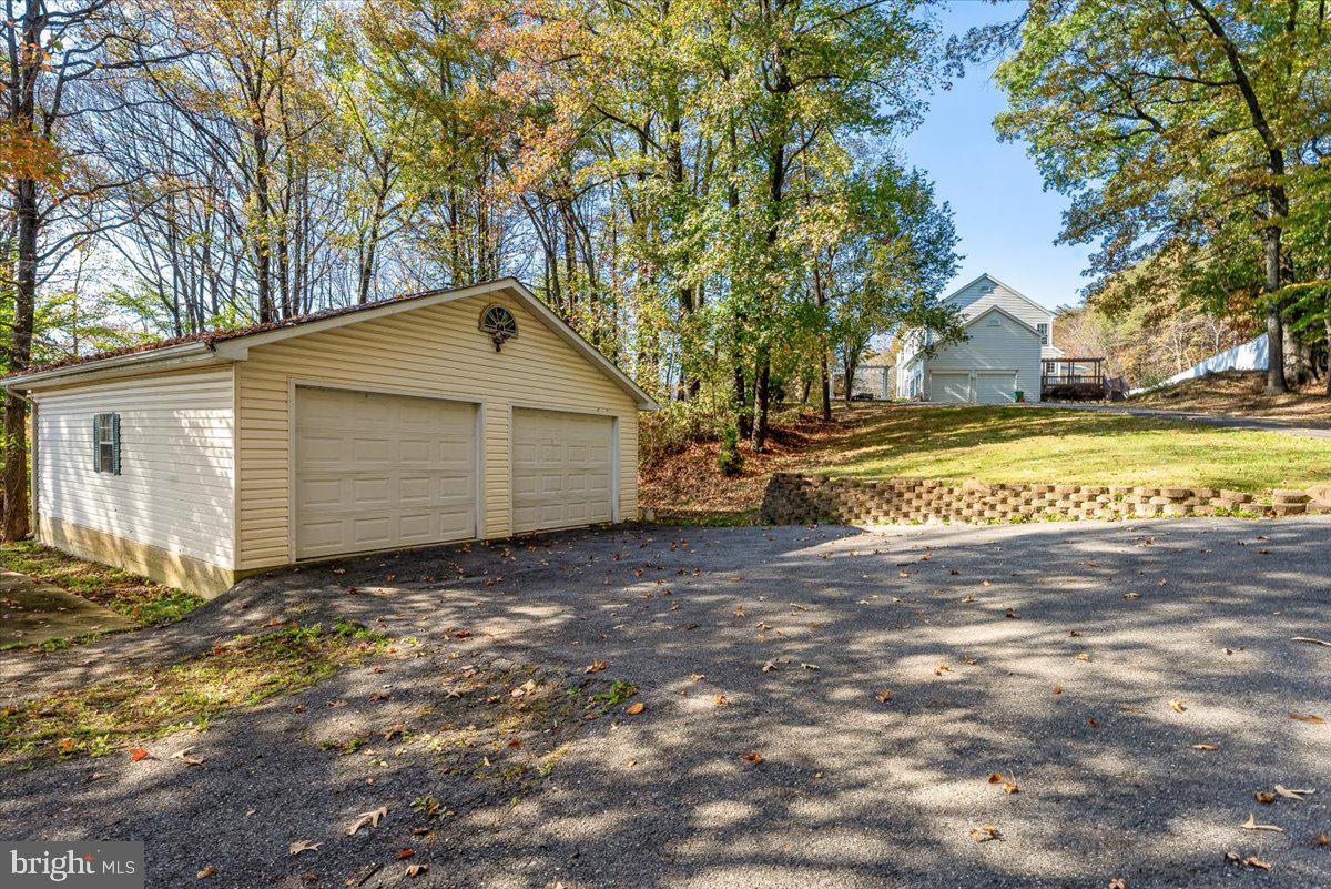 10304 WESTPHALIA RD