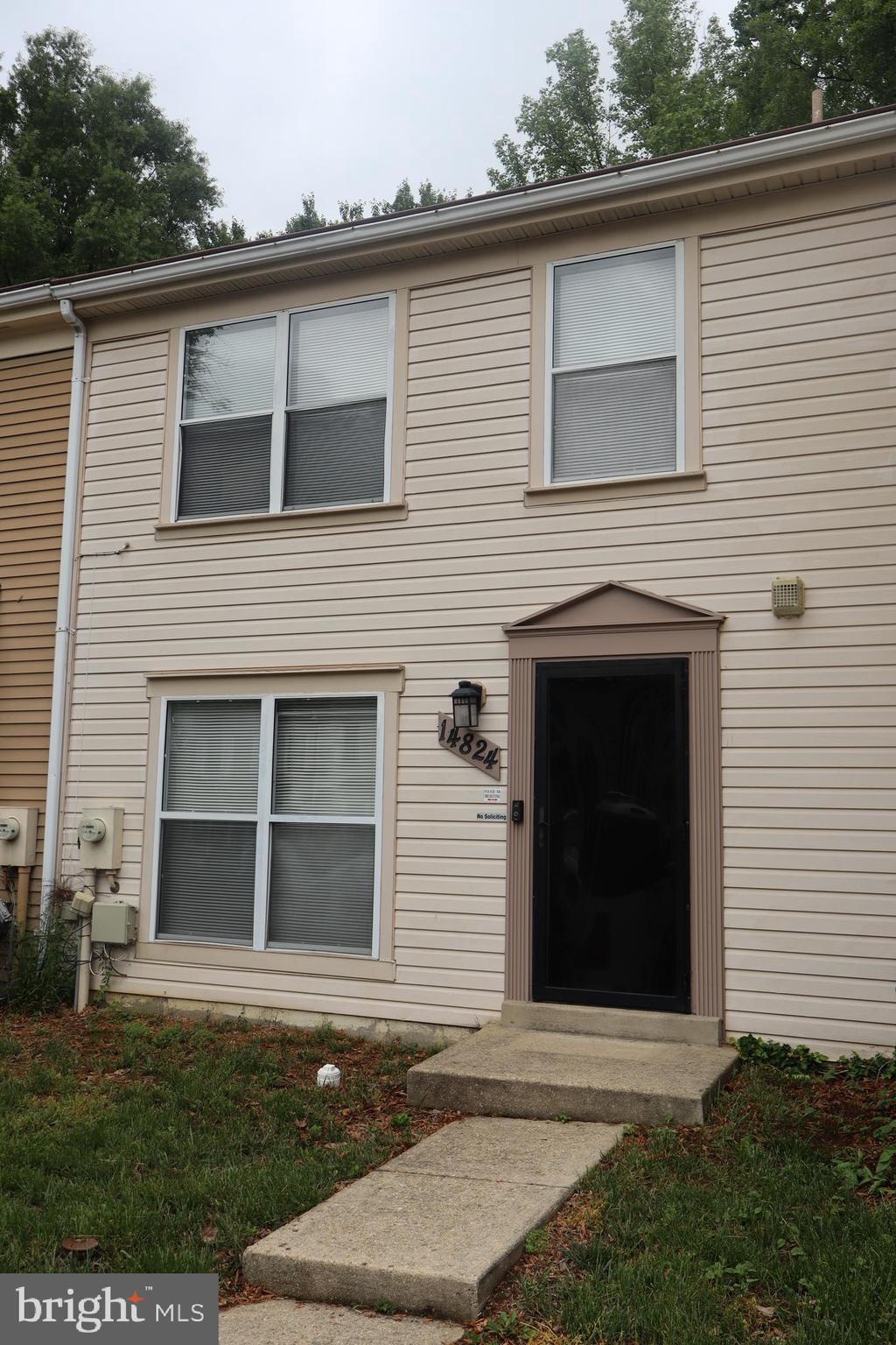 14824 London Ln