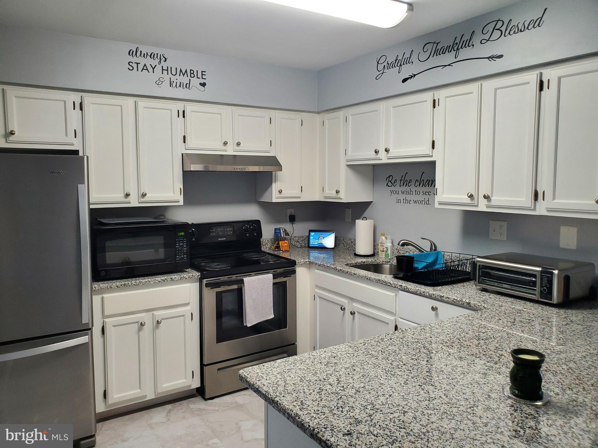 14824 London Ln