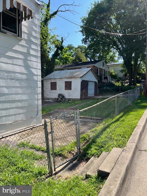 11 Capitol Heights Blvd