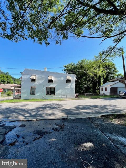 11 Capitol Heights Blvd