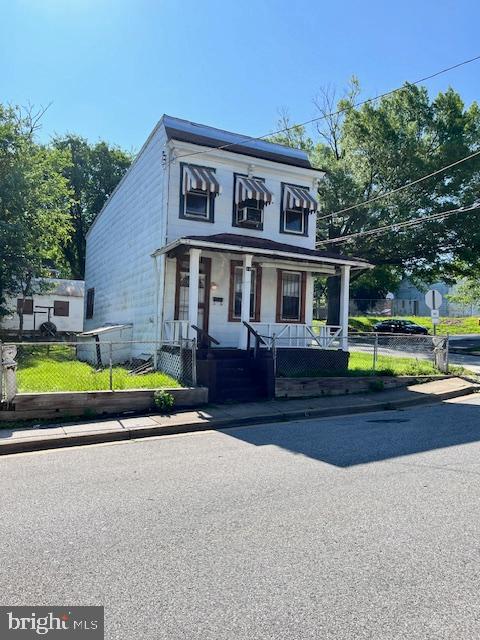 11 Capitol Heights Blvd
