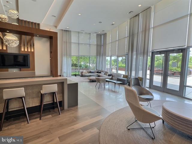 145 Riverhaven Dr #254