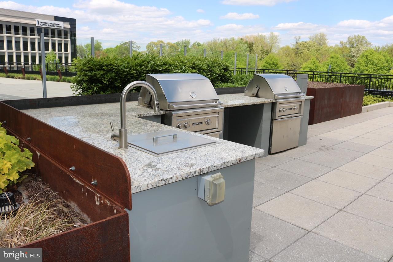 145 Riverhaven Dr #254