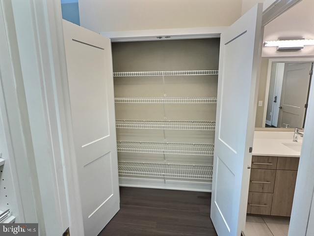 145 Riverhaven Dr #254