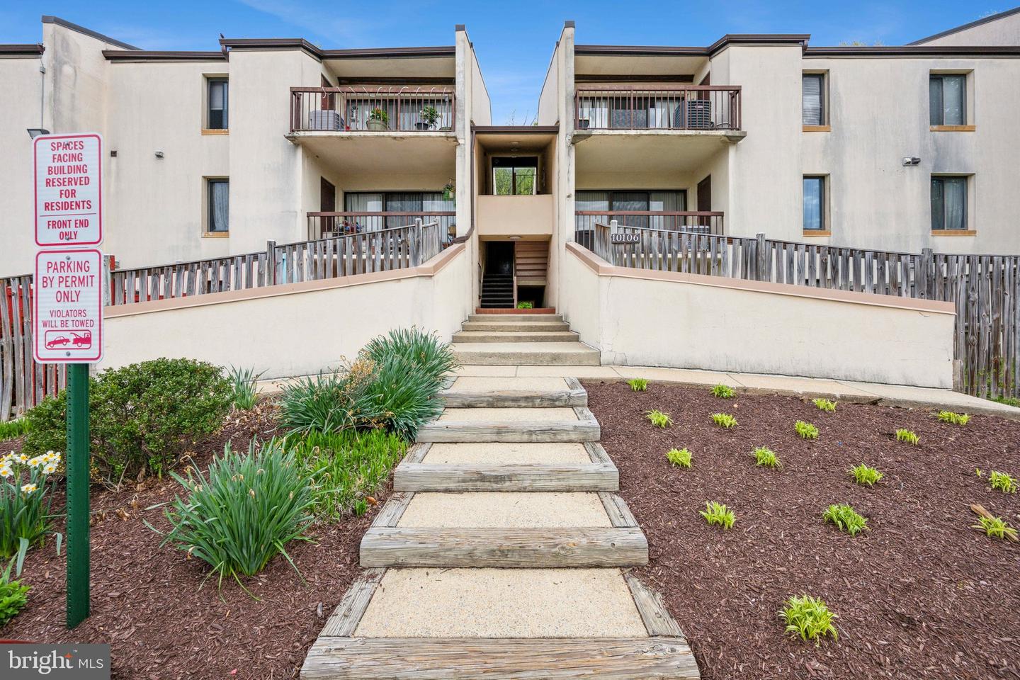 10106 CAMPUS WAY S #203-3B