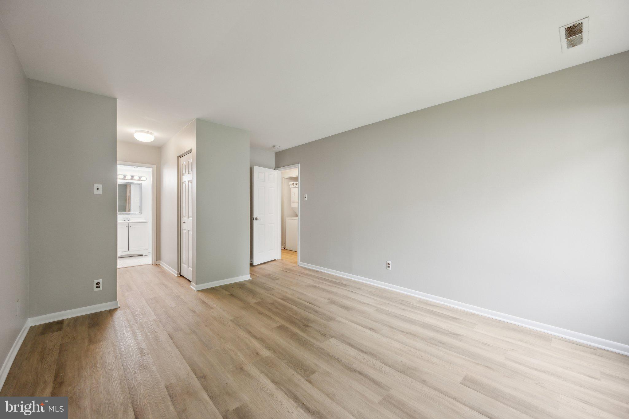 10106 CAMPUS WAY S #203-3B