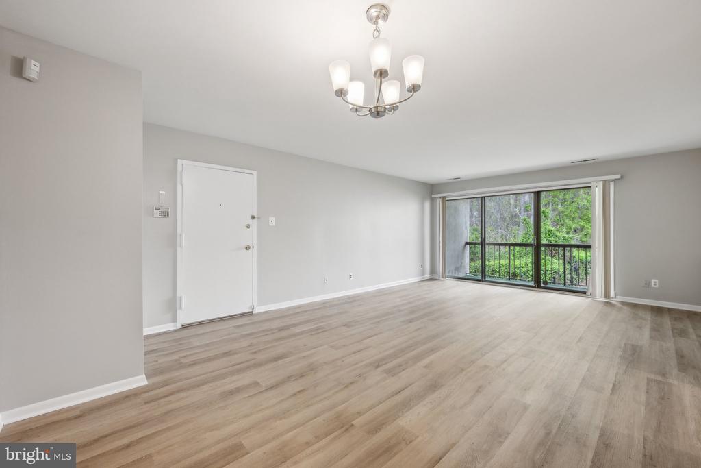 10106 CAMPUS WAY S #203-3B