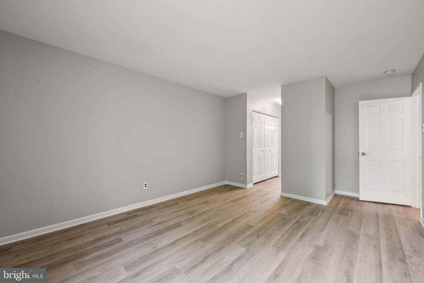 10106 CAMPUS WAY S #203-3B