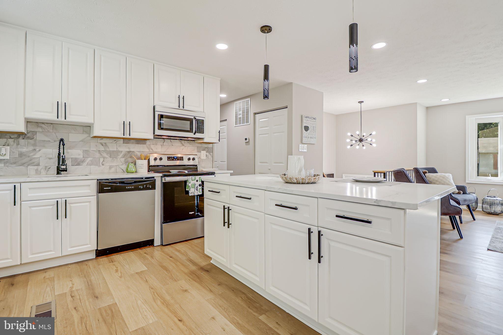 2202 NORLINDA AVENUE