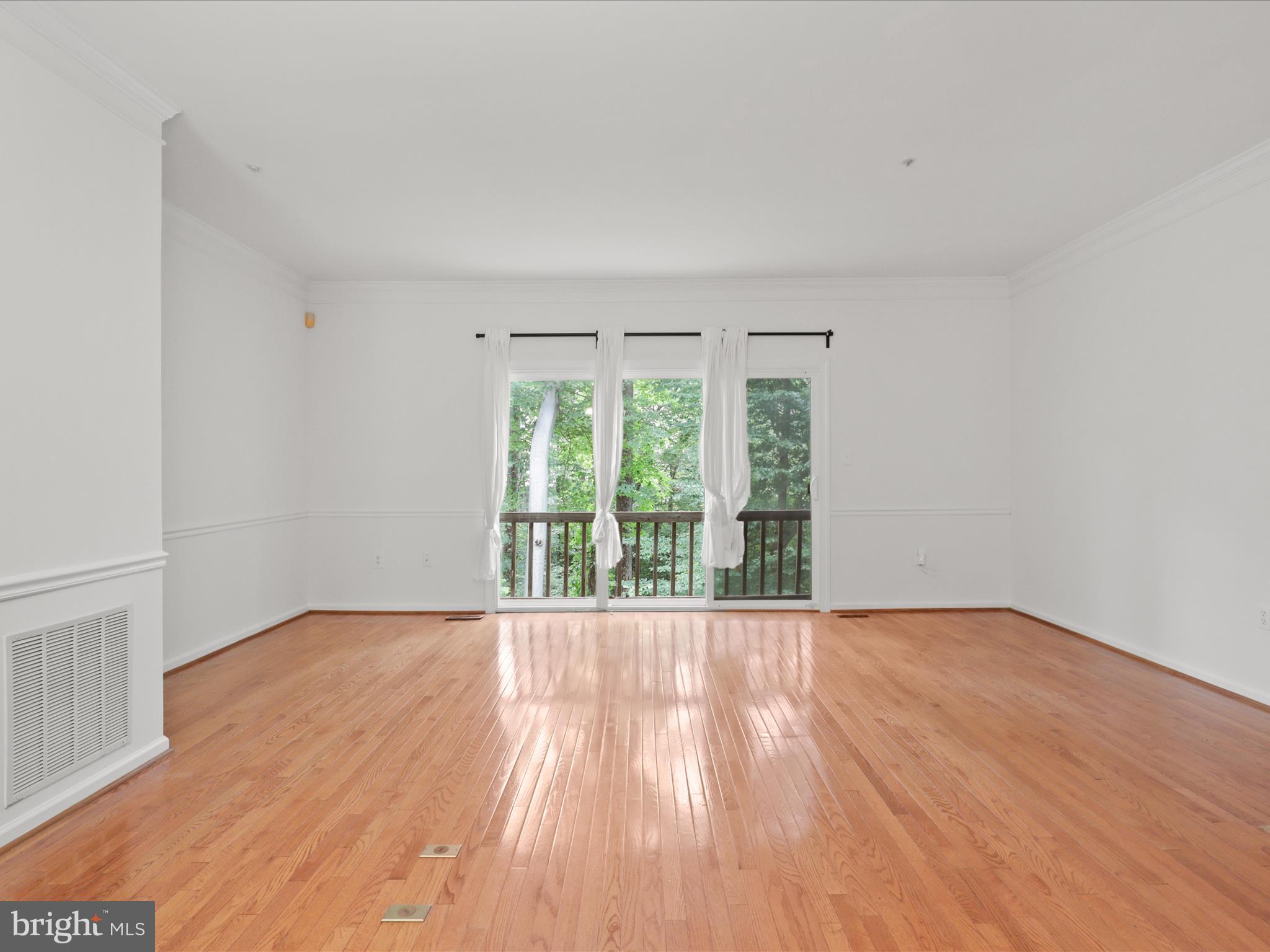 706 Bright Sun Dr