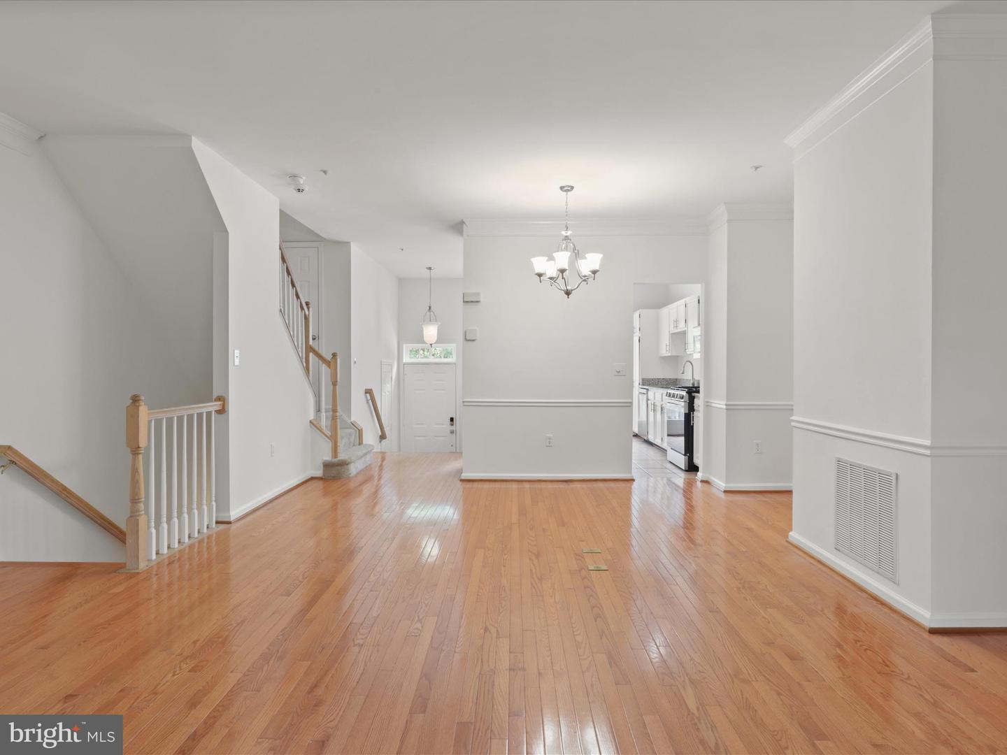 706 Bright Sun Dr