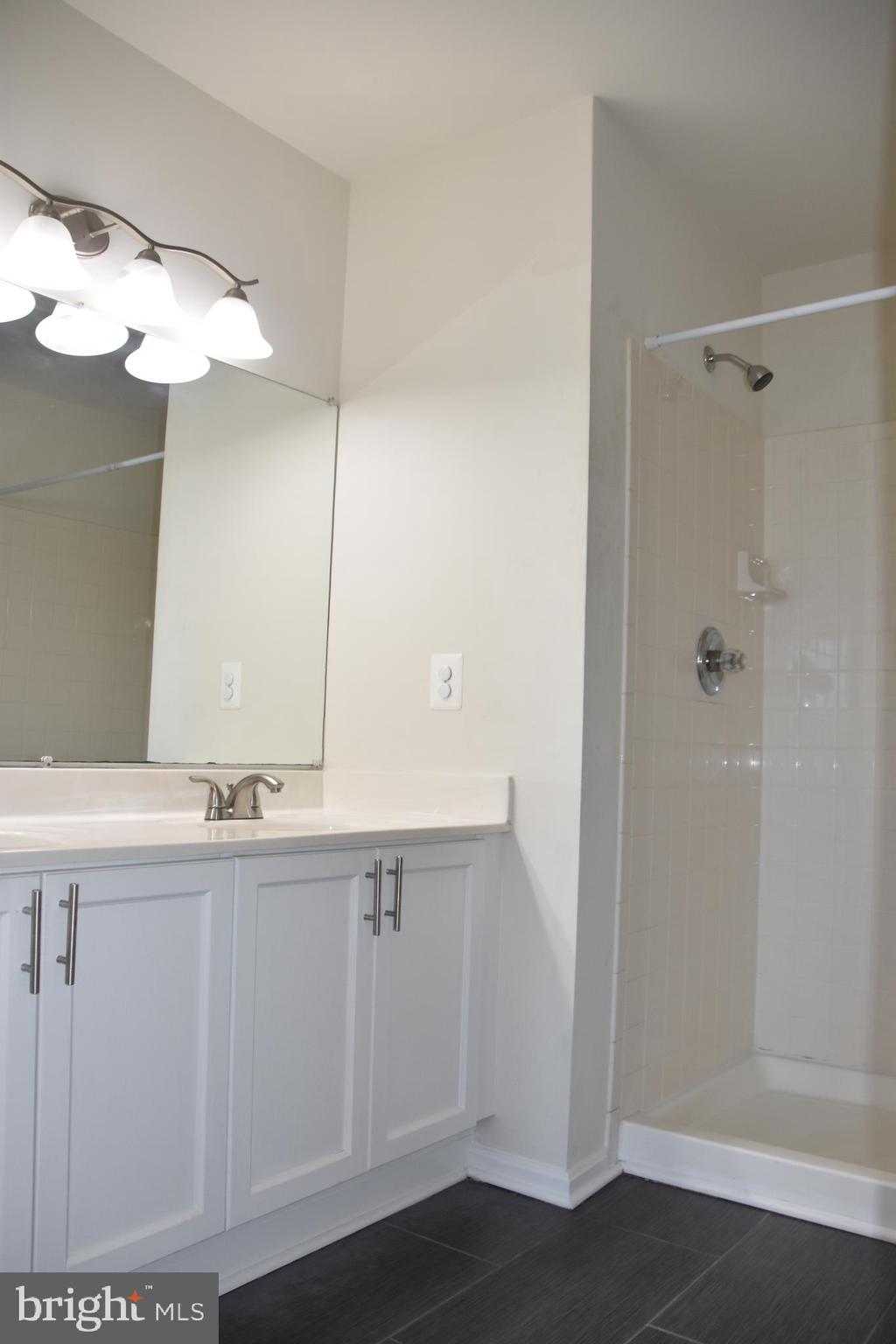 3032 Bellamy Way #5