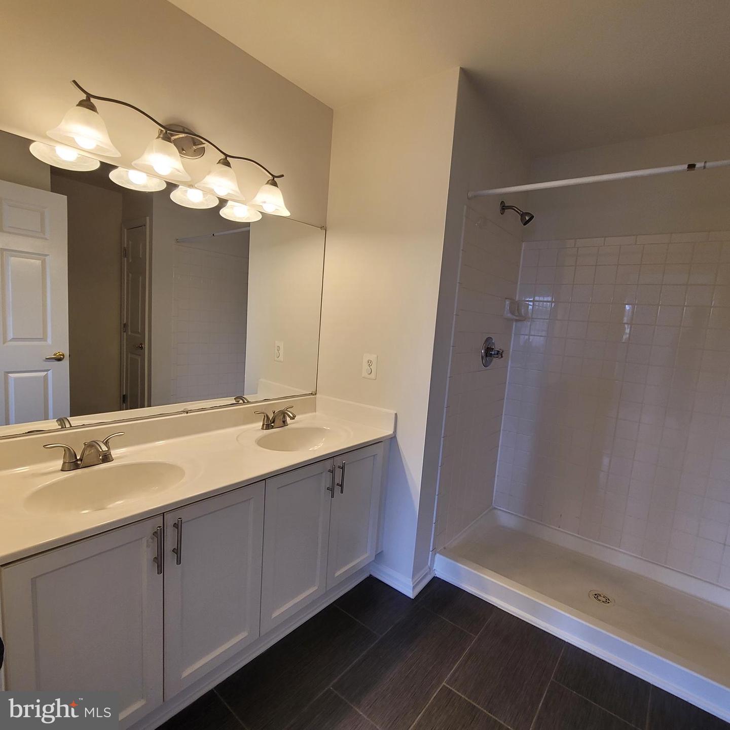 3032 Bellamy Way #5