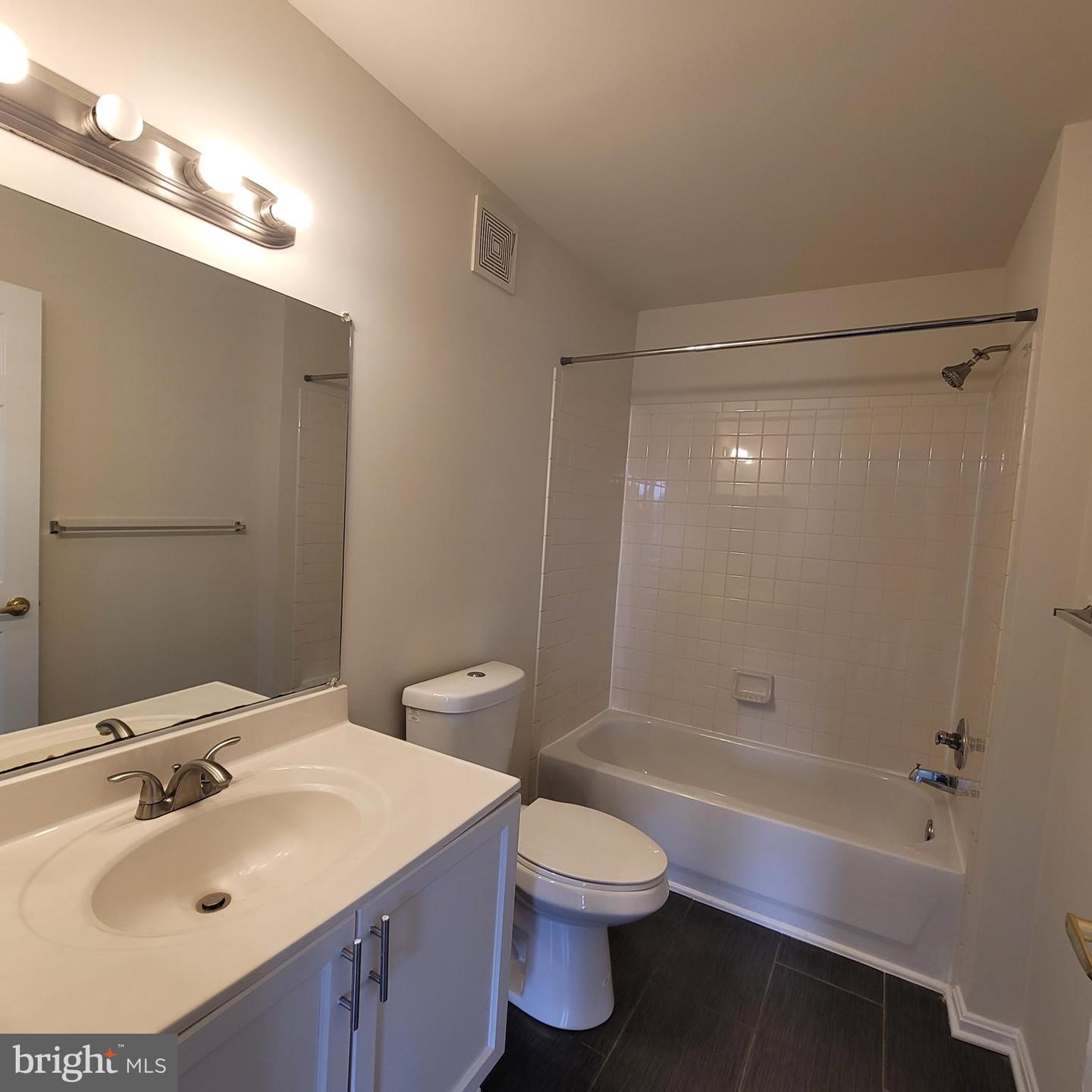 3032 Bellamy Way #5