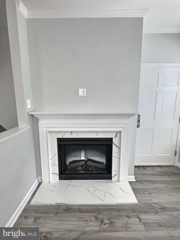 5548 Capital Gateway Dr #393