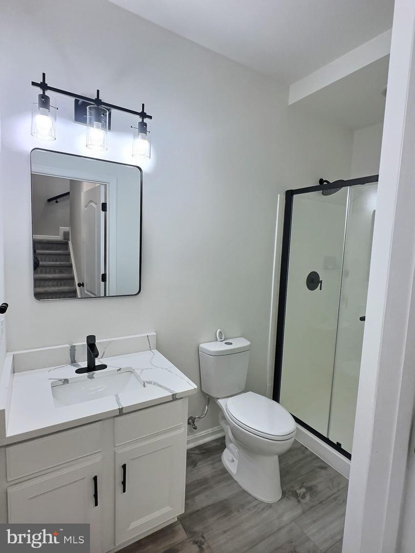 5548 Capital Gateway Dr #393