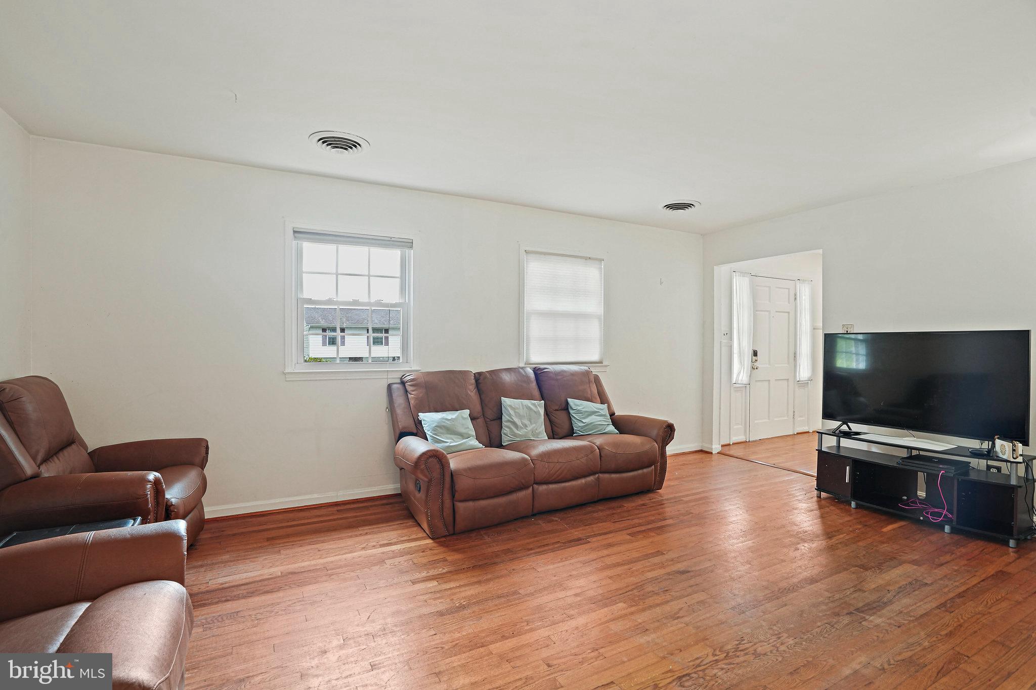 13034 CLARION ROAD