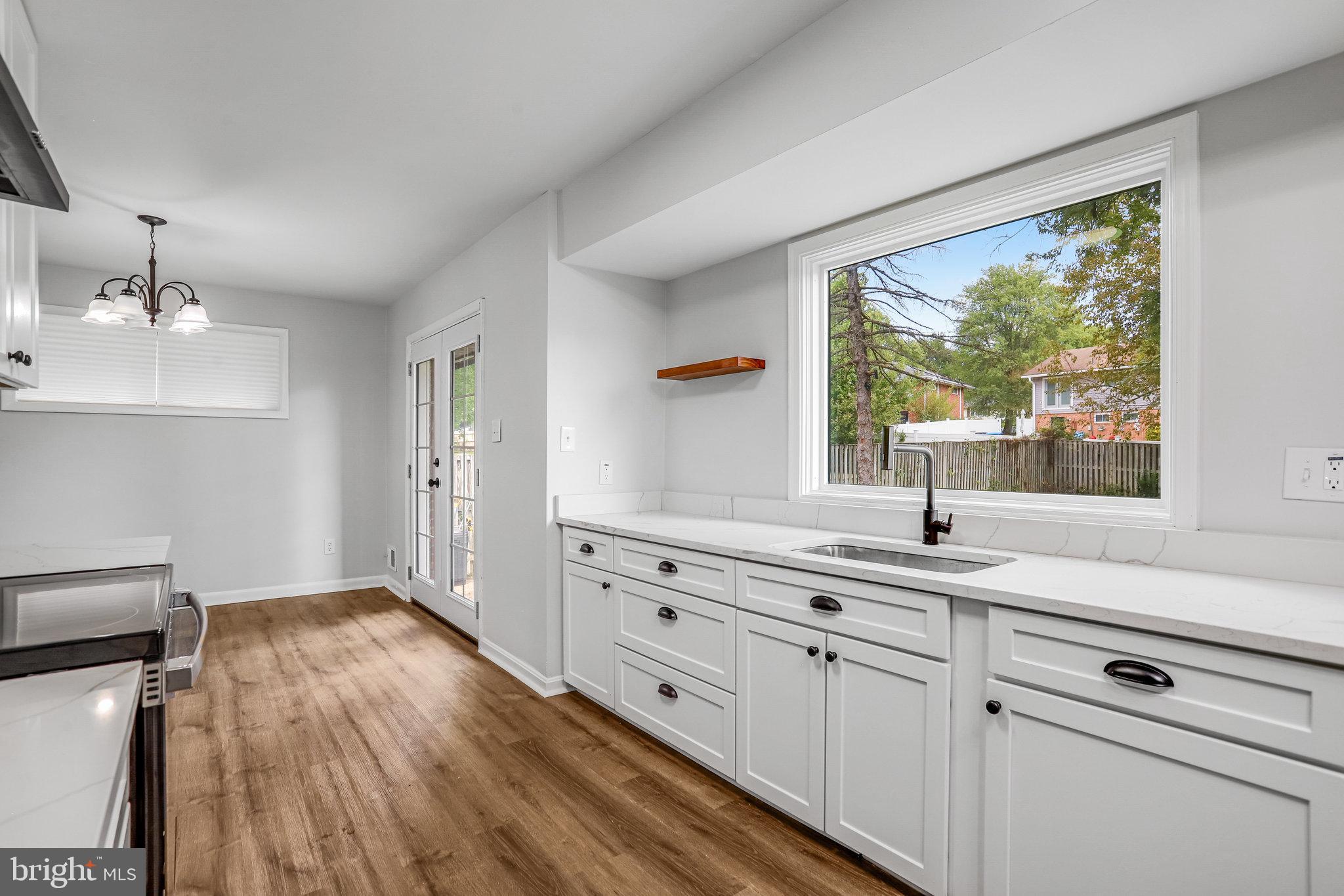 2114 GLENDORA DRIVE