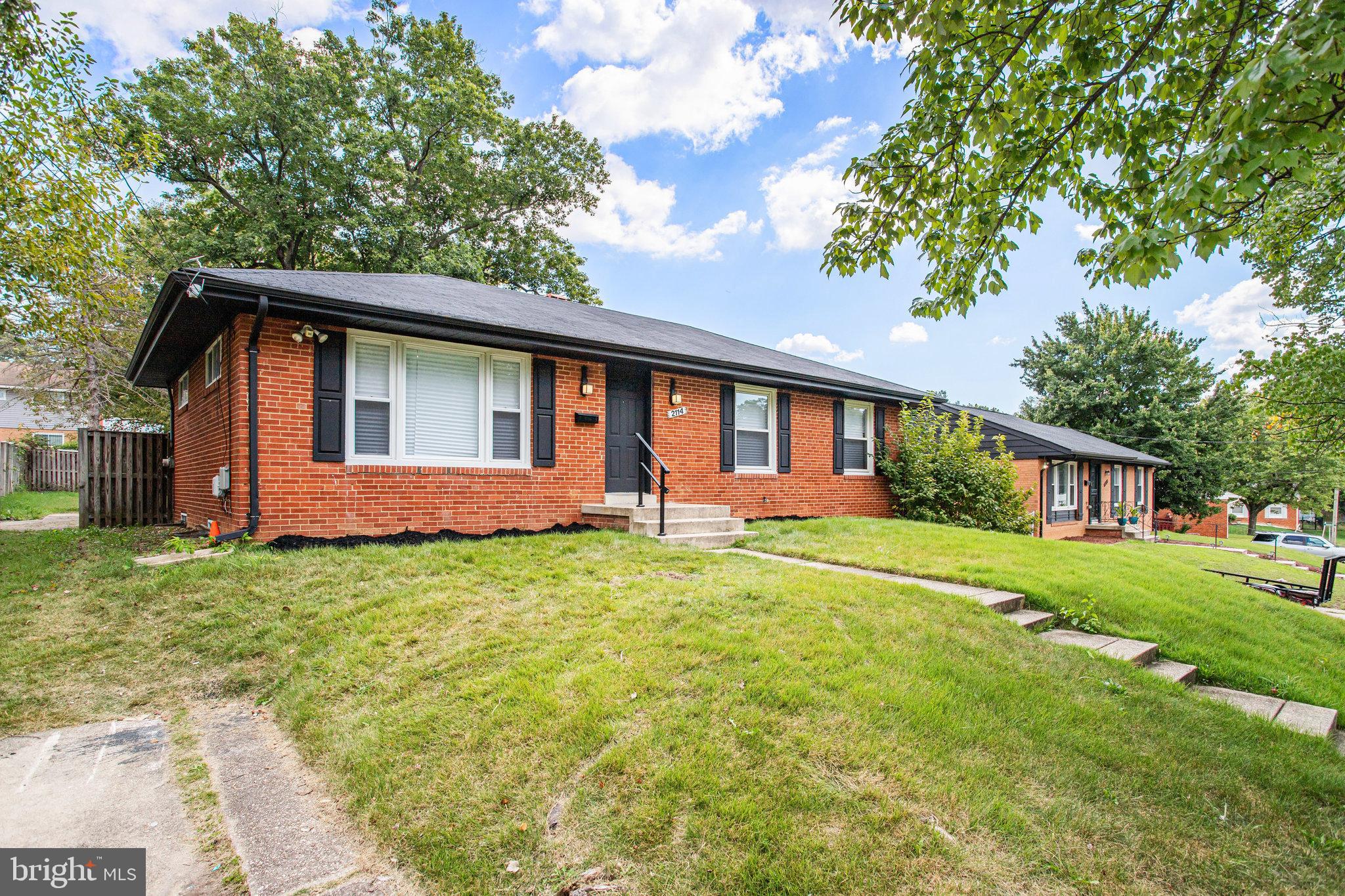 2114 GLENDORA DRIVE