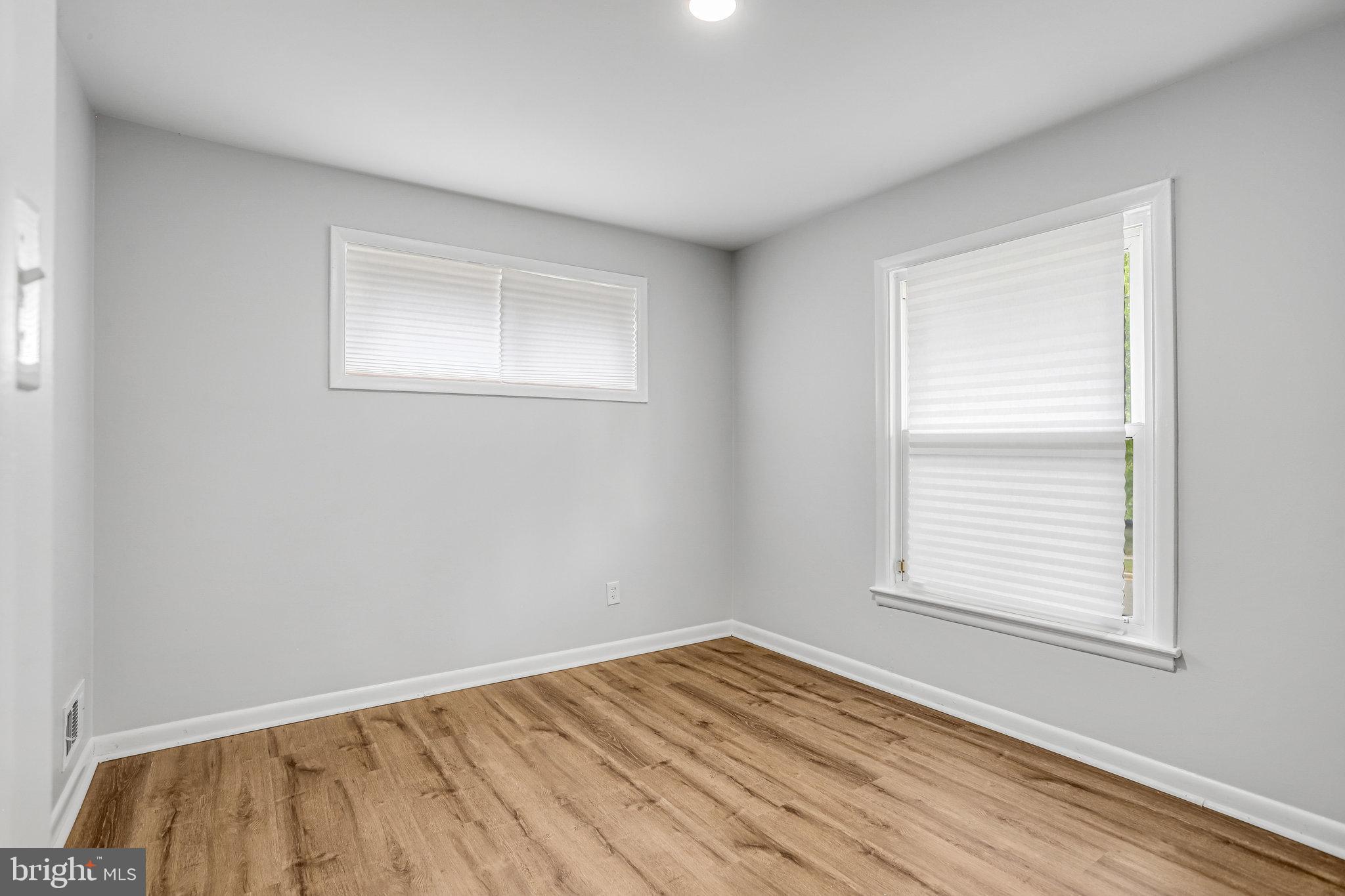 2114 GLENDORA DRIVE