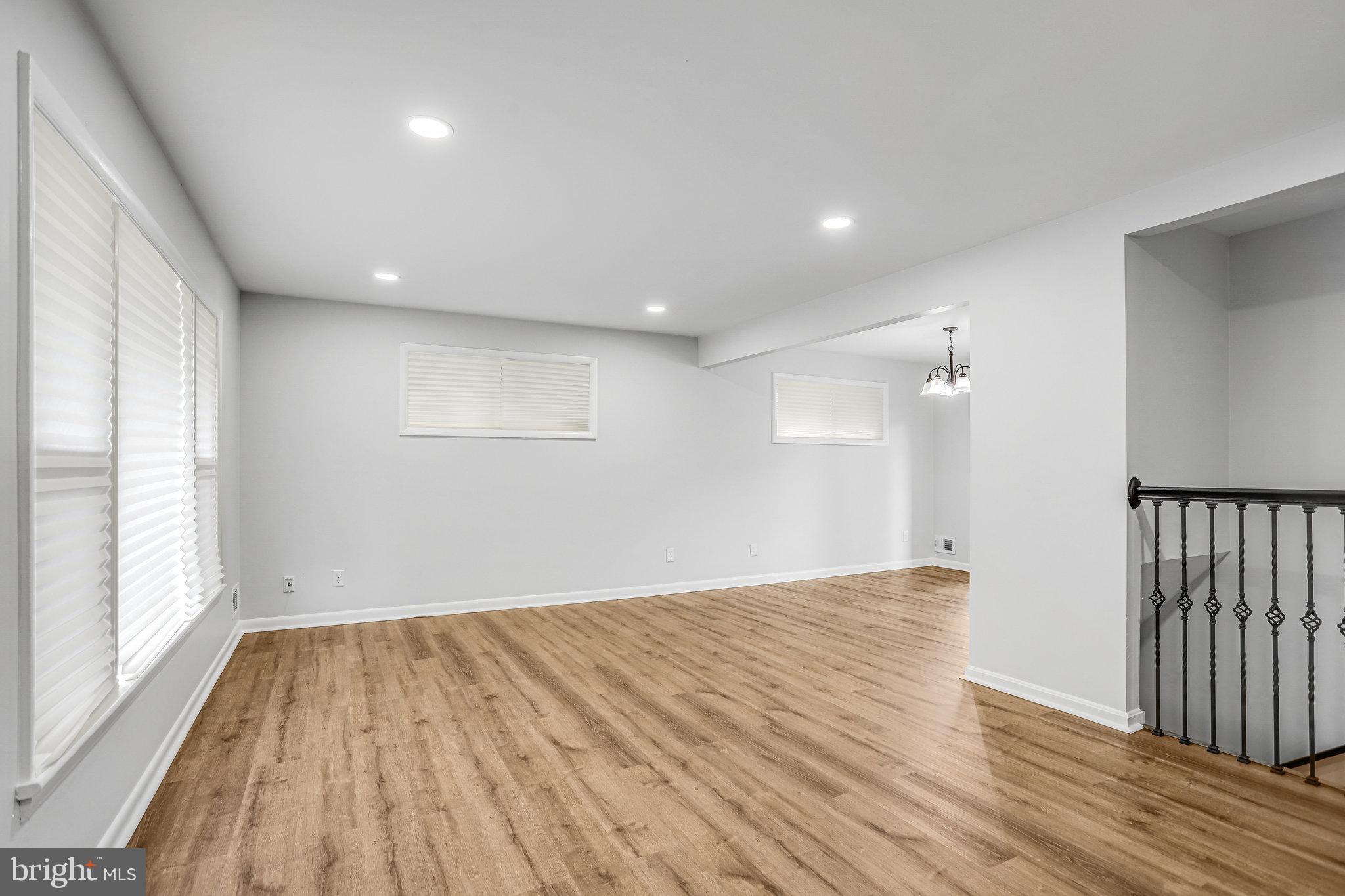 2114 GLENDORA DRIVE