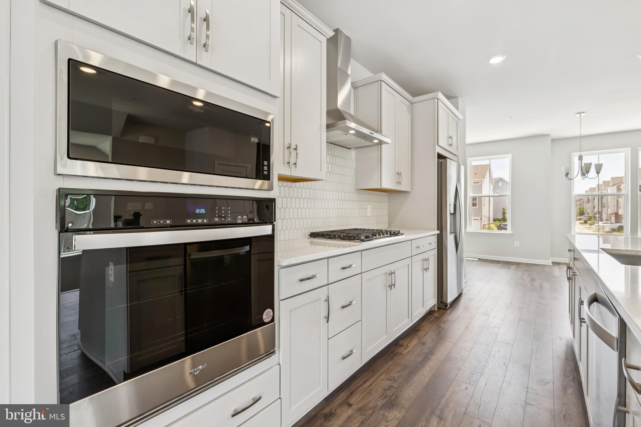12128 RUNNING BULL WAY