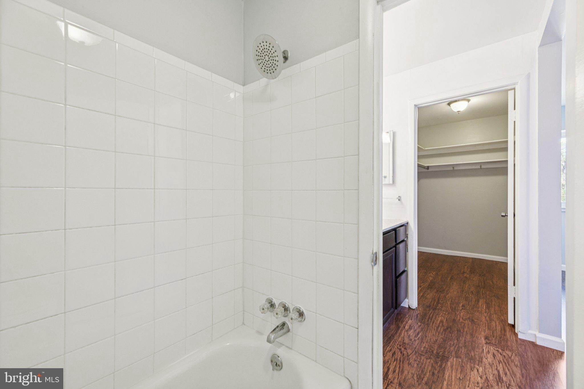 10216 PRINCE PLACE 202