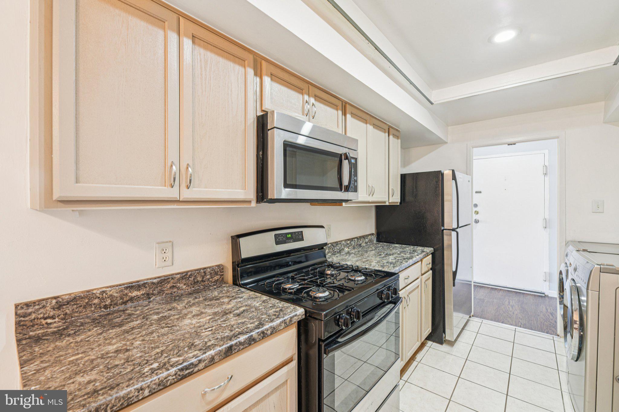 10216 PRINCE PLACE 202