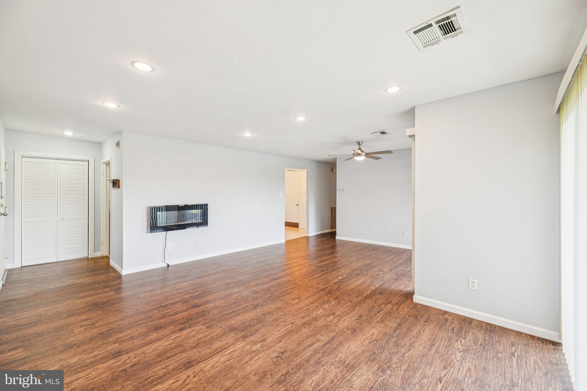 10216 PRINCE PLACE 202