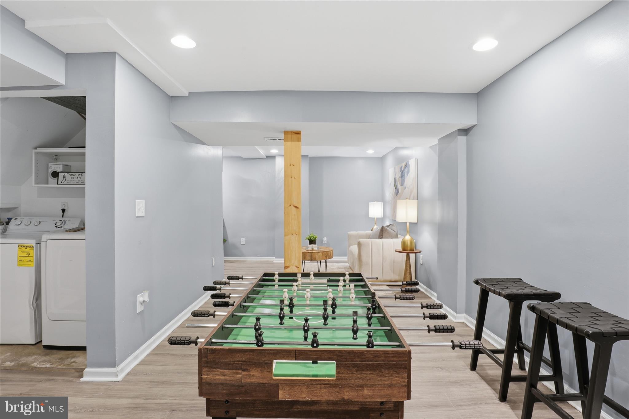 404 SHADY GLEN DRIVE