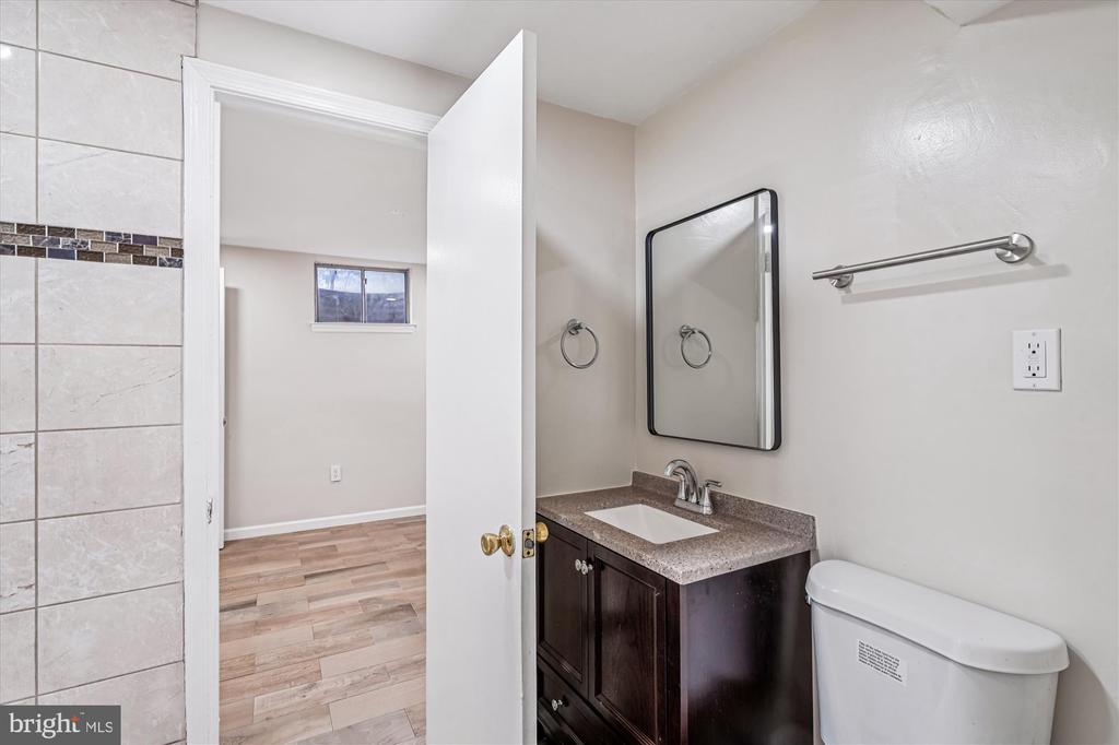 2236 PRINCE OF WALES COURT