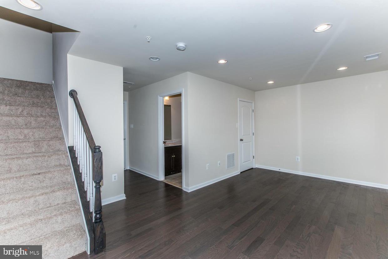 15440 GENERAL LAFAYETTE BOULEVARD