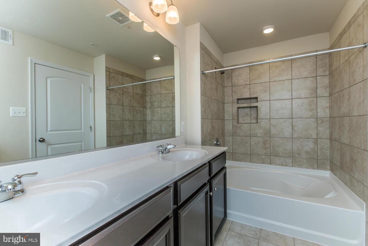 15440 GENERAL LAFAYETTE BOULEVARD