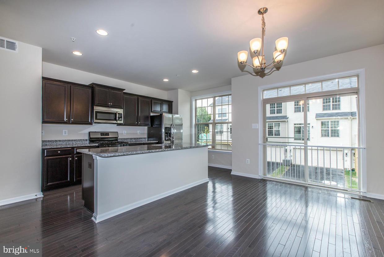 15440 GENERAL LAFAYETTE BOULEVARD