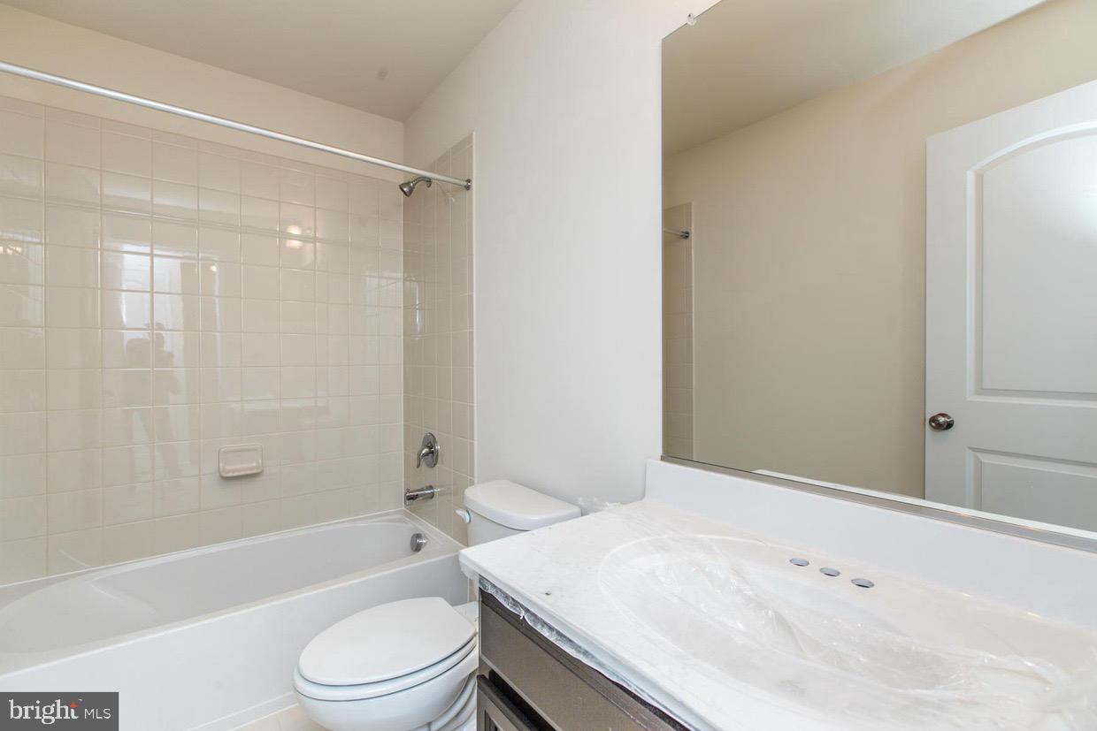 15440 GENERAL LAFAYETTE BOULEVARD