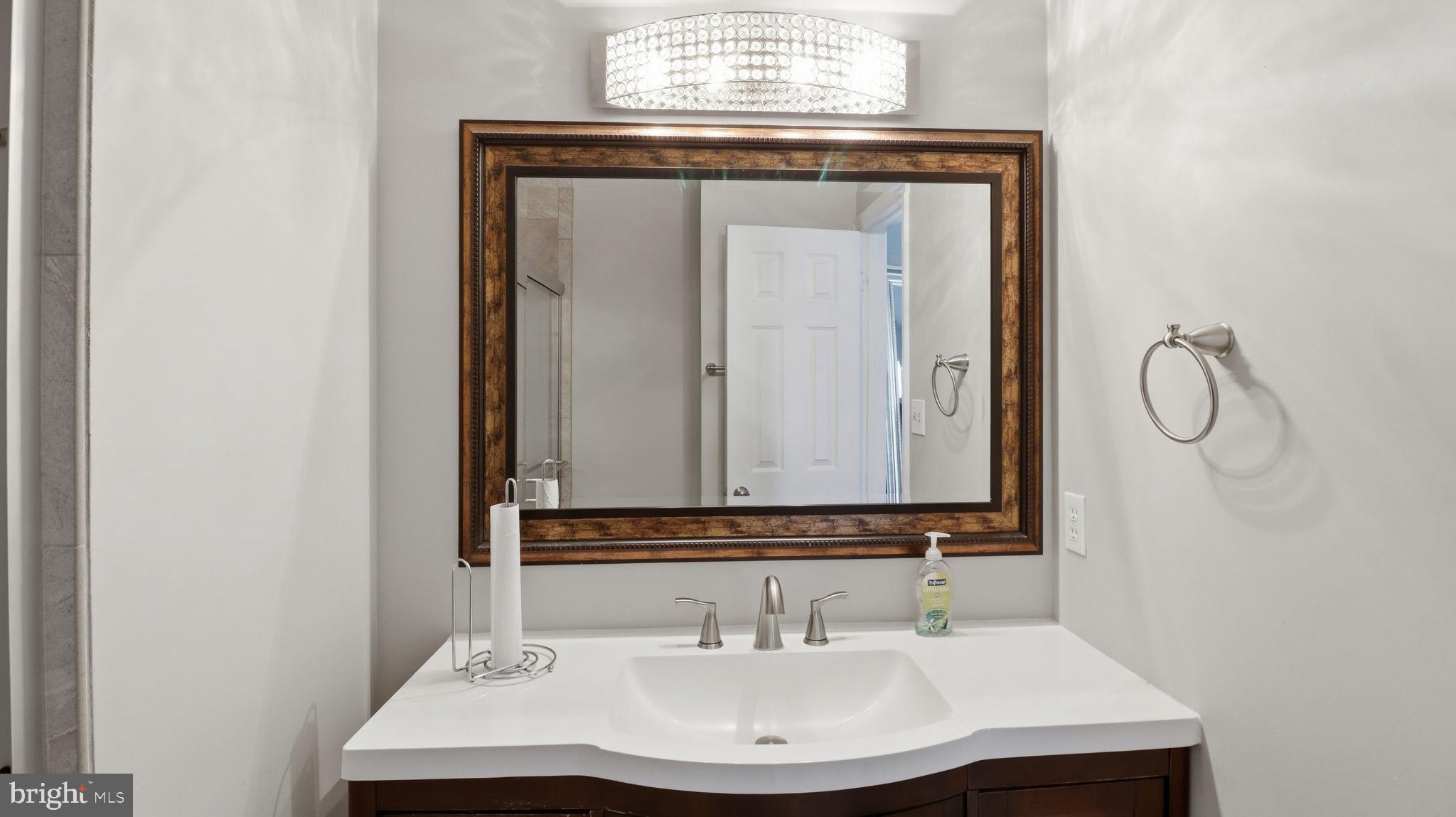 15922 EDGEVIEW TERRACE