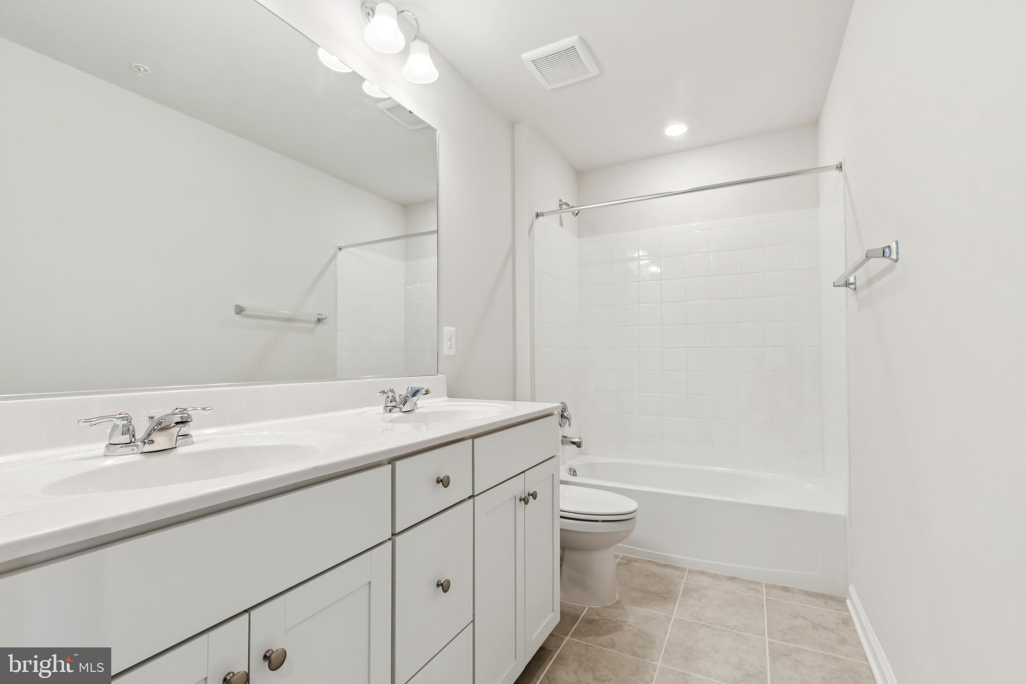 12128 RUNNING BULL WAY