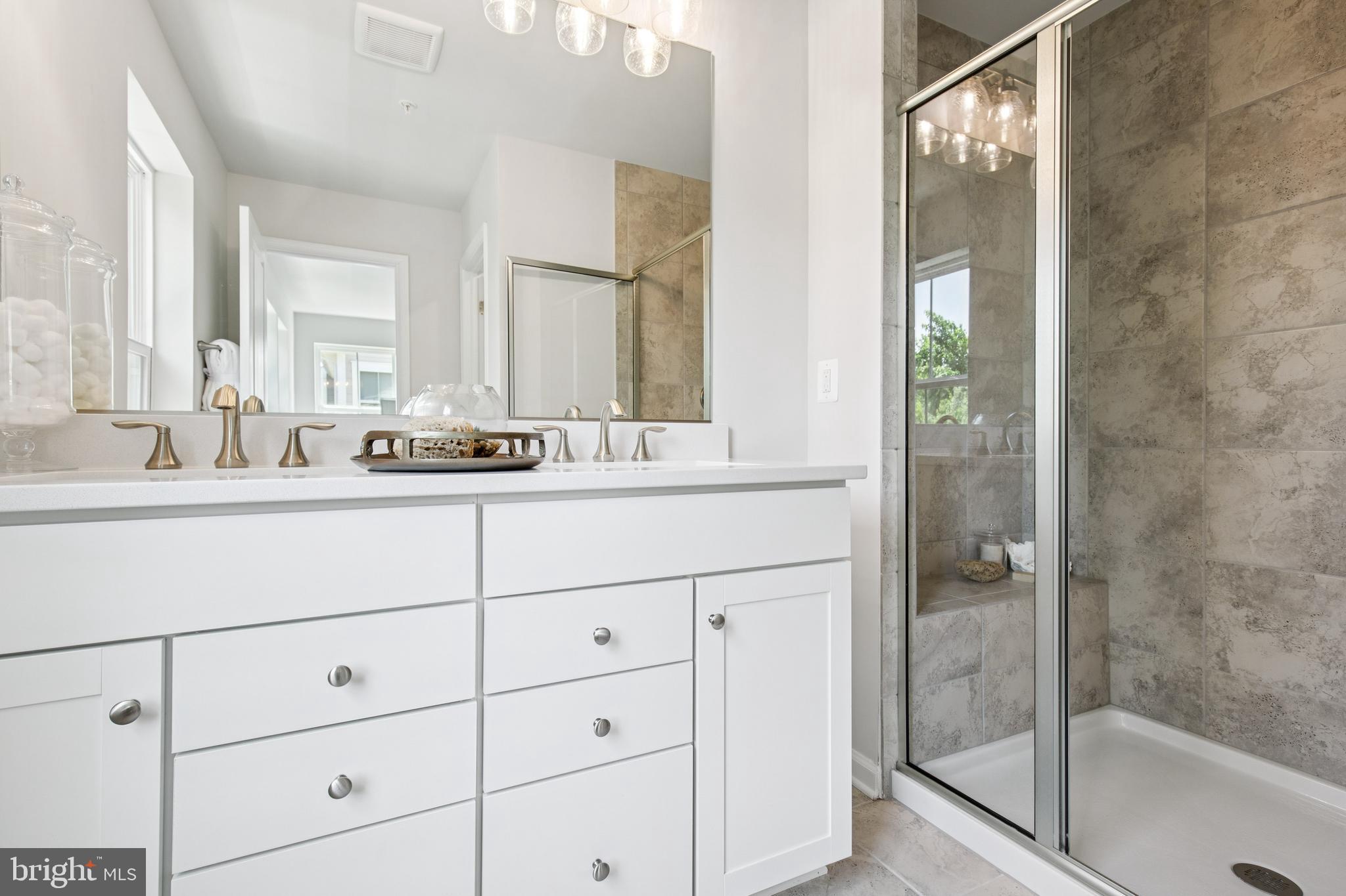 12128 RUNNING BULL WAY