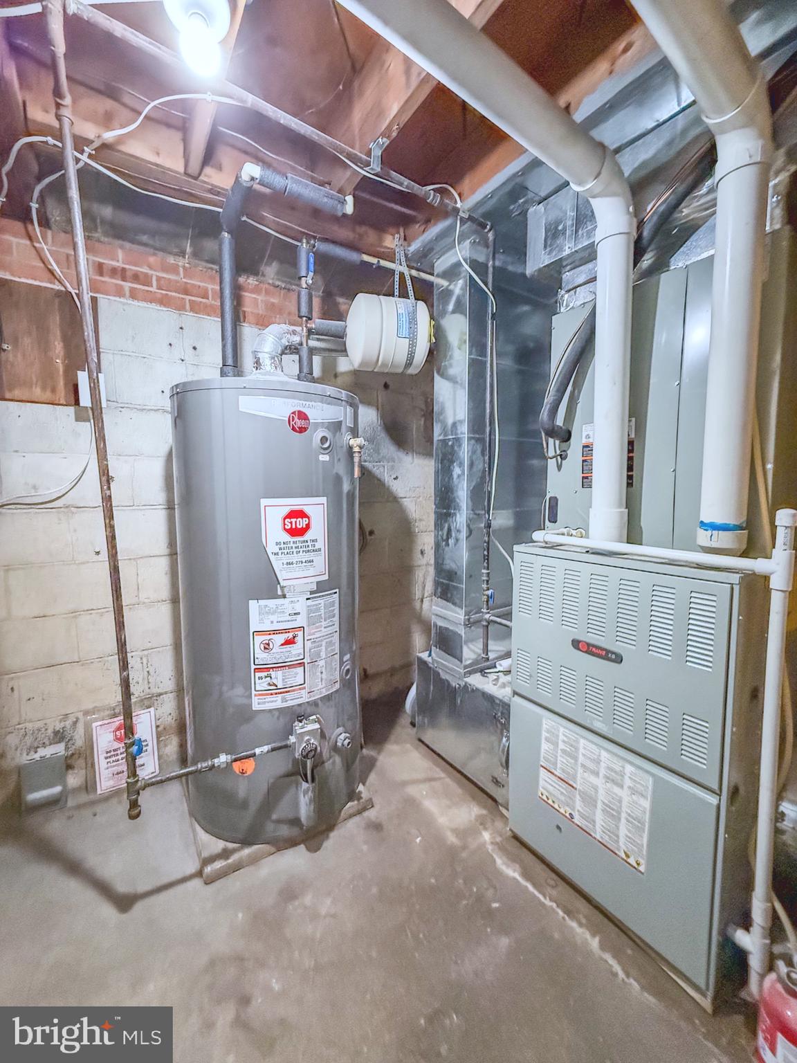 8305 FORT FOOTE ROAD