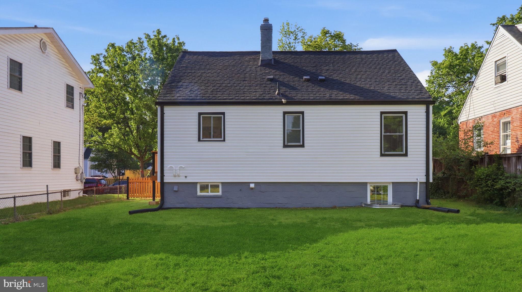 5633 JAMESTOWN ROAD
