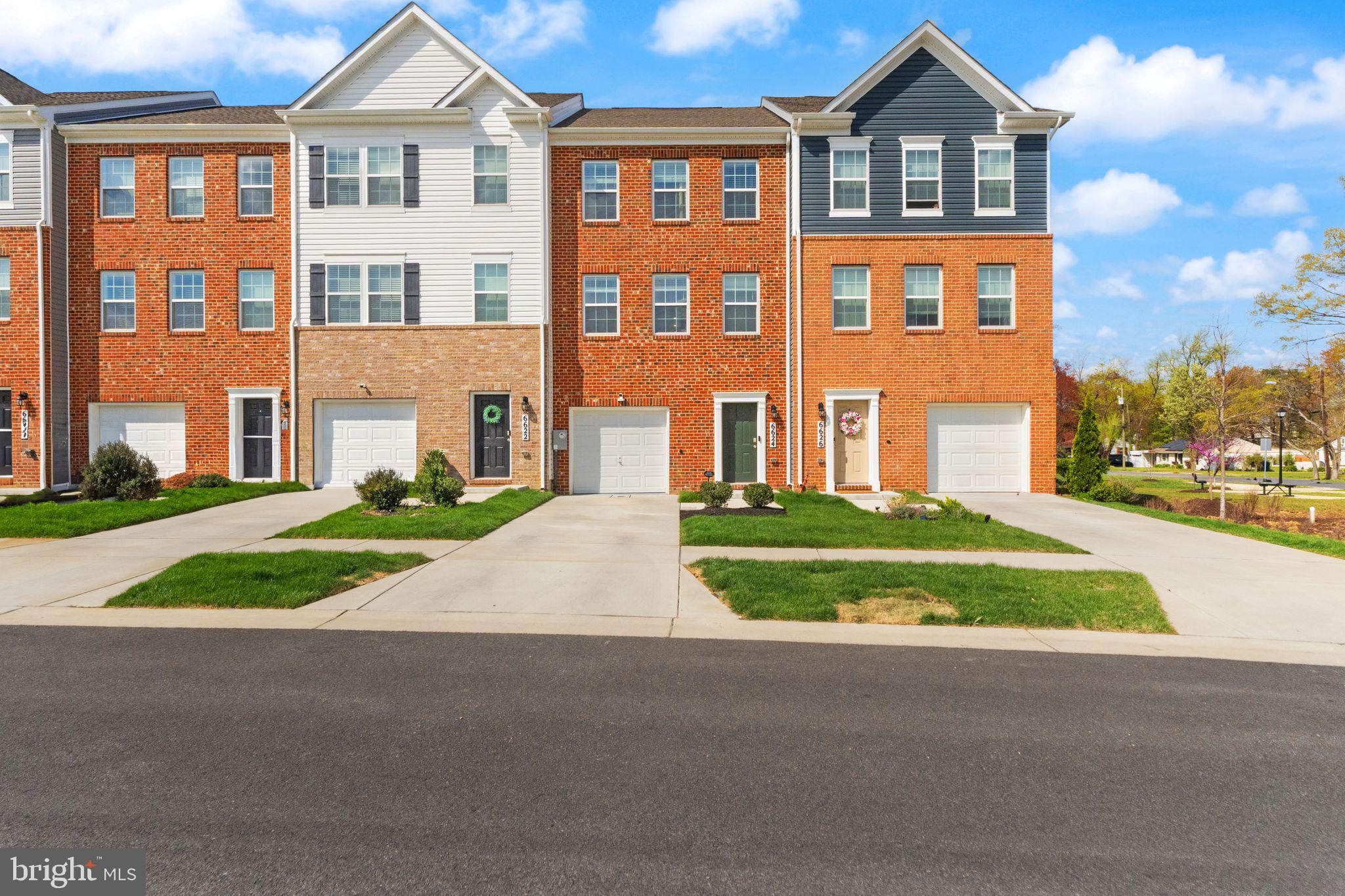 6624 BULLRUSH COURT