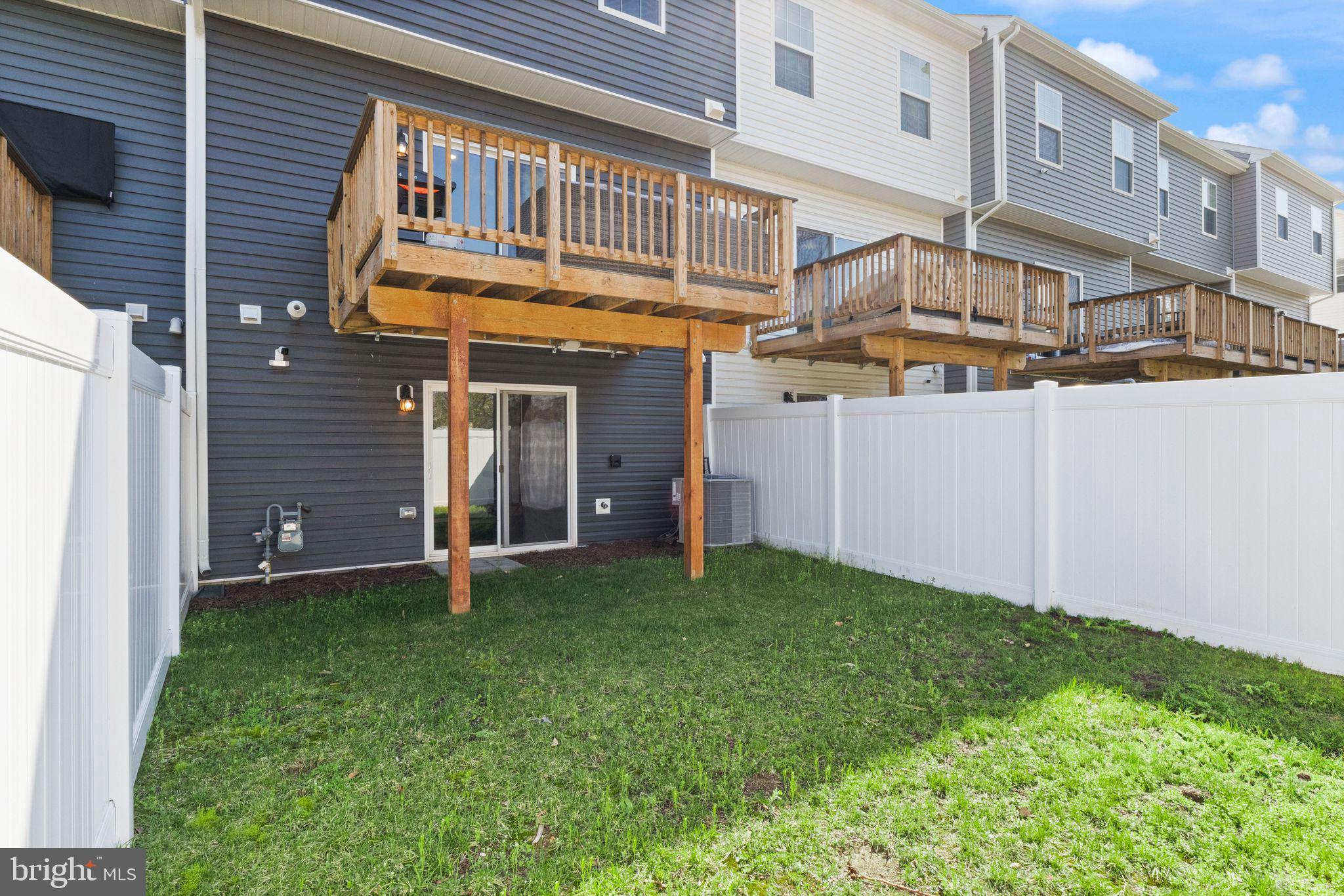 6624 BULLRUSH COURT