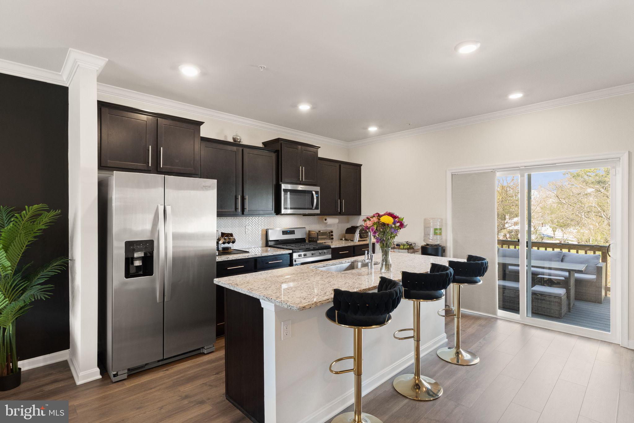 6624 BULLRUSH COURT
