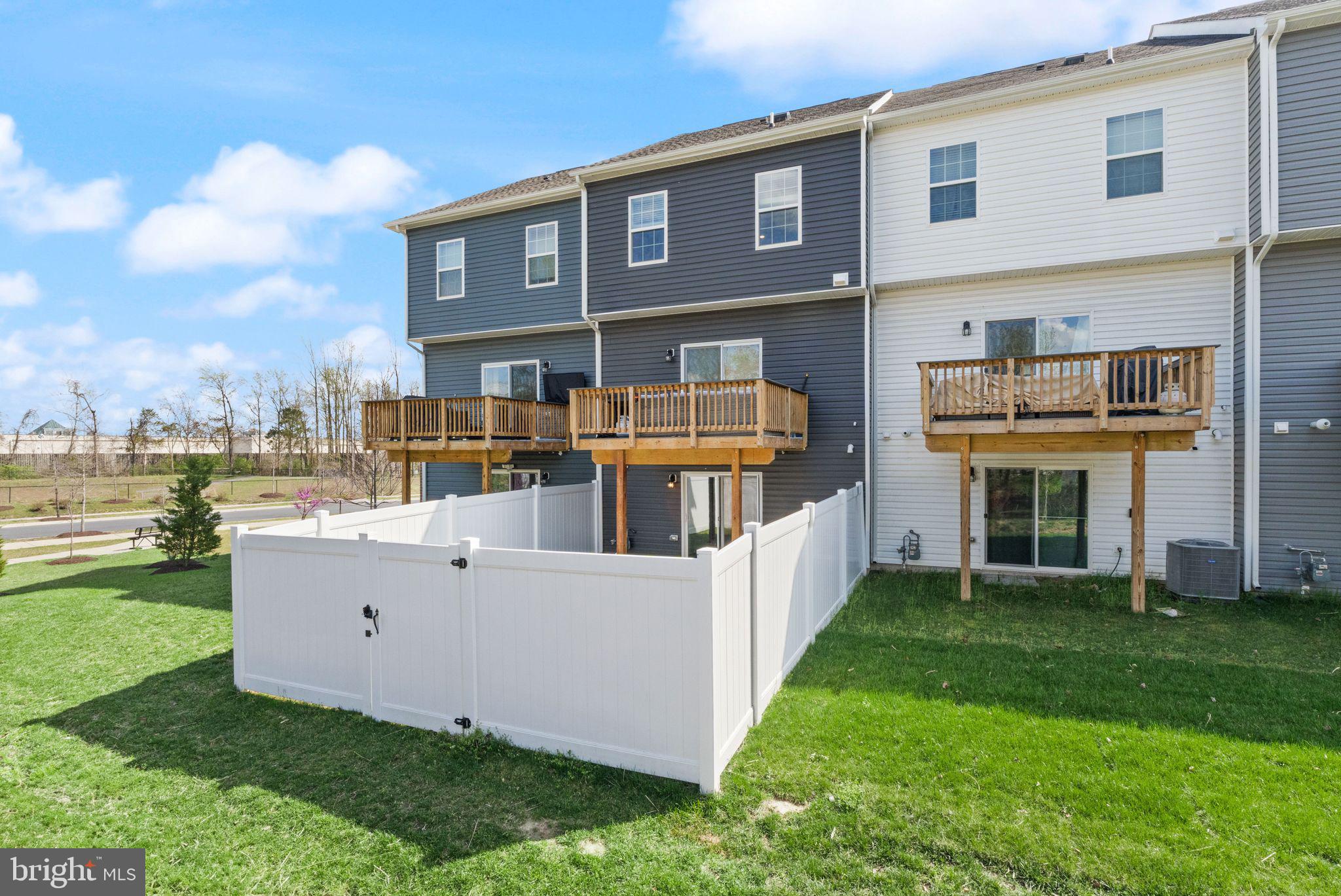 6624 BULLRUSH COURT