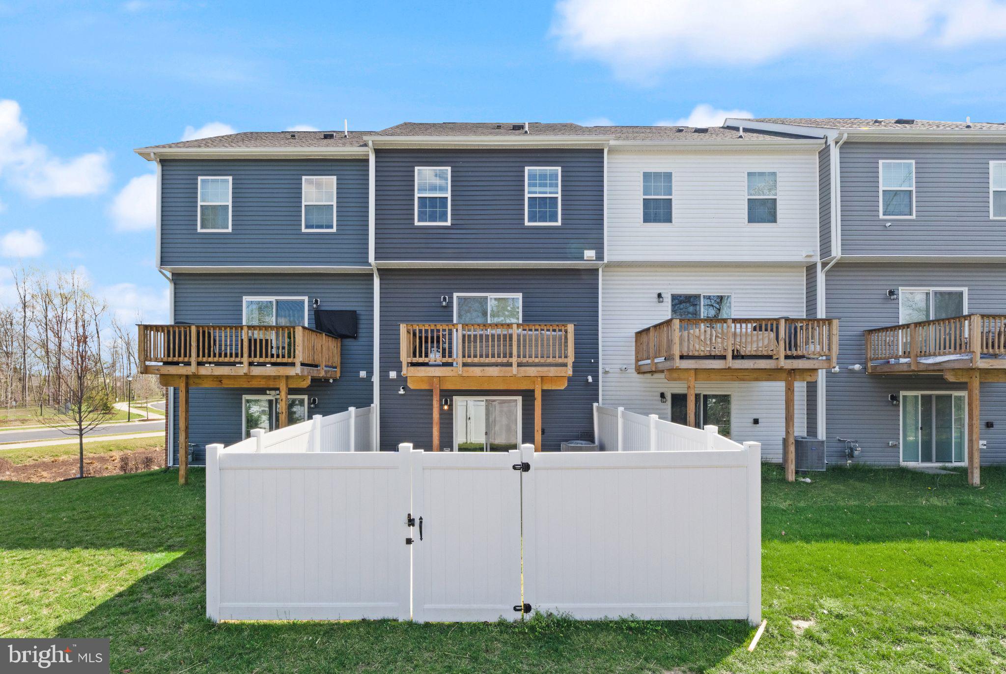 6624 BULLRUSH COURT