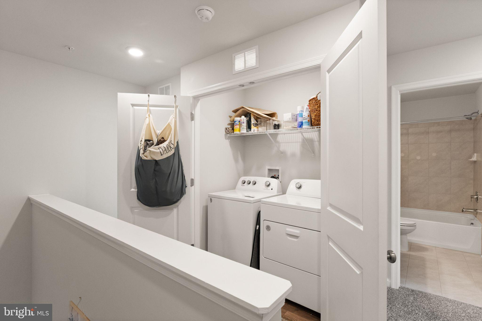 6624 BULLRUSH COURT