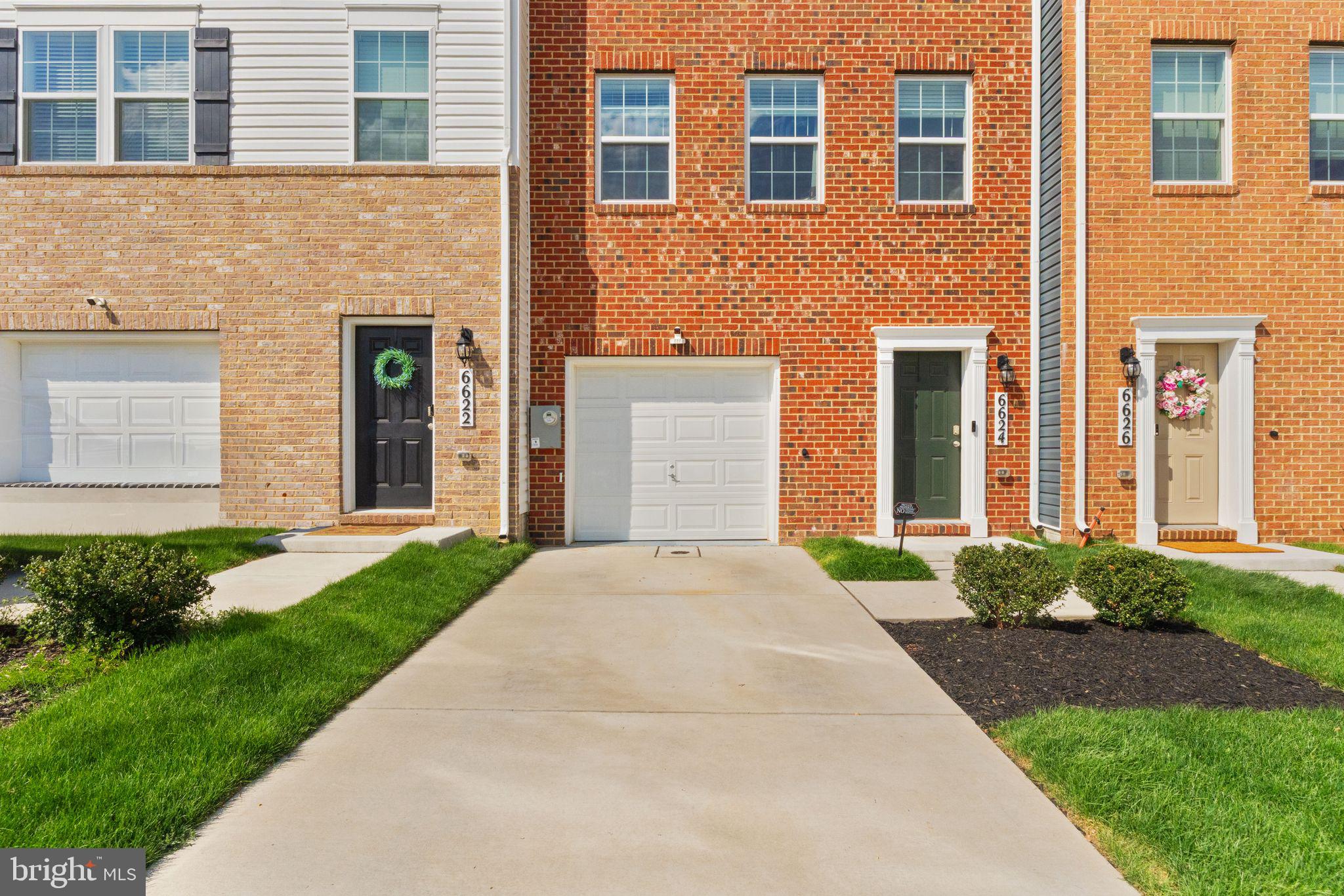 6624 BULLRUSH COURT
