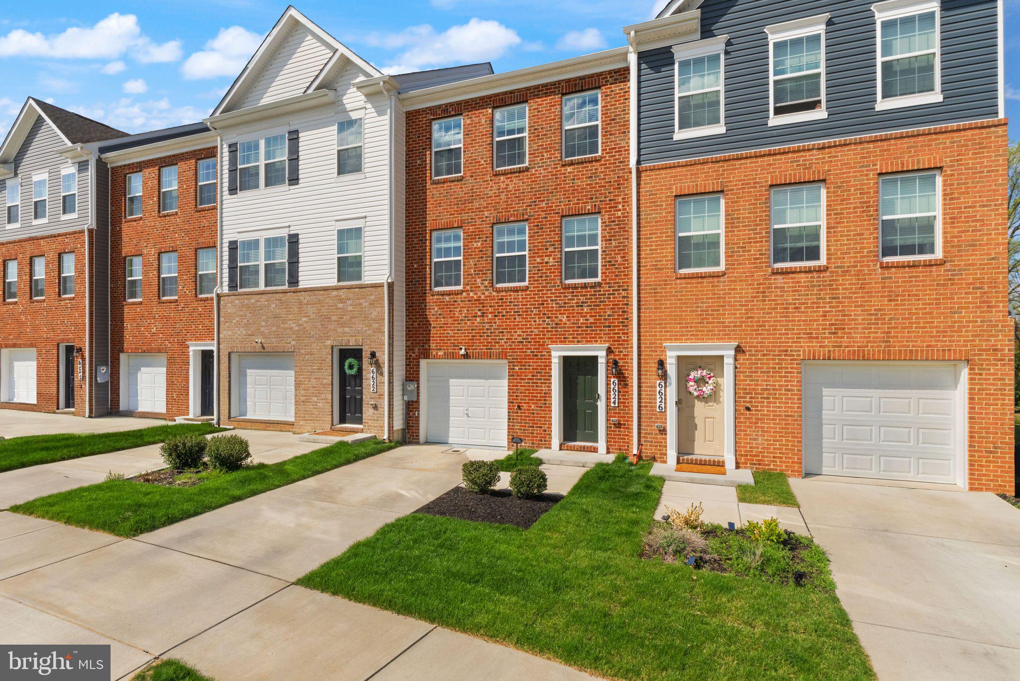 6624 BULLRUSH COURT