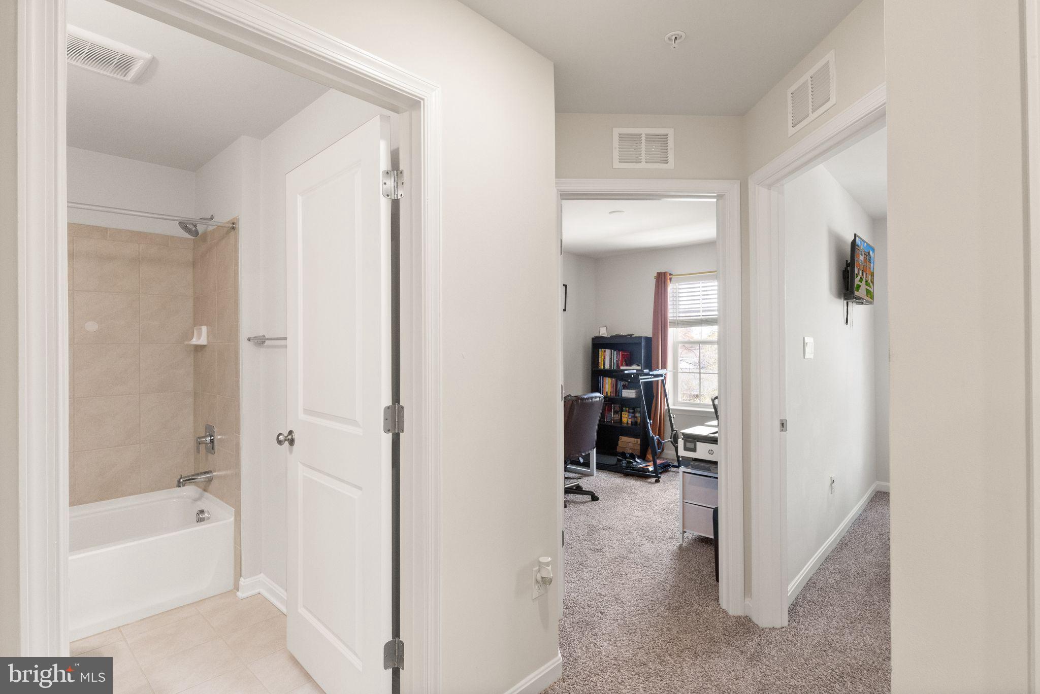 6624 BULLRUSH COURT
